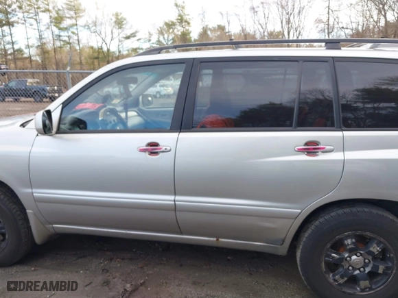 2004 Toyota Highlander with VIN JTEEP21A640060919, listed as a IAAI auction lot 41157455 with 126,227 mi miles. Bid and sale history available at carsss.com. Image 14.