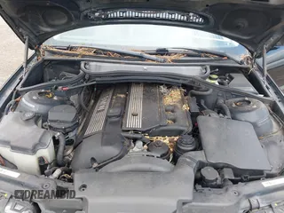 2005 BMW 3 Series 330xi с VIN WBAEW53425PN39800, выставлен на аукционе IAAI как лот 42478607 с пробегом 357 795 миль миль и . История ставок и продаж доступна на DreamBid. Изображение 10.