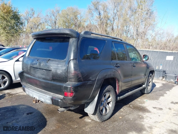 2005 Toyota 4Runner SR5 with VIN JTEBU14R258052004, listed as a IAAI auction lot 40916196 with 189,185 mi miles. Bid and sale history available at carsss.com. Image 4.