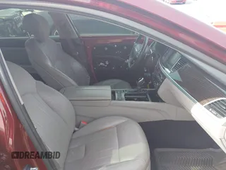 2015 Hyundai Genesis 3.8L with VIN KMHGN4JE0FU043557, listed as a IAAI auction lot 41599737 with 97,815 mi miles. Bid and sale history available at carsss.com. Image 5.
