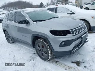 2022 Jeep Compass Latitude Lux with VIN 3C4NJDFB1NT133041, listed as a IAAI auction lot 41628551 with 36,757 mi miles and . Bid and sale history available at DreamBid. Image 1.