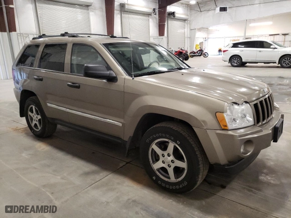 2005 Jeep Grand Cherokee Laredo with VIN 1J4HR48N85C645978, listed as a Copart auction lot 50022805 with 181,424 mi miles and Salvage Title. Bid and sale history available at carsss.com. Image 4.