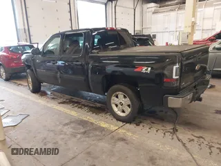2009 Chevrolet Silverado 1500 LT with VIN 3GCEK23329G114477, listed as a IAAI auction lot 41653641 with 163,105 mi miles and . Bid and sale history available at DreamBid. Image 3.
