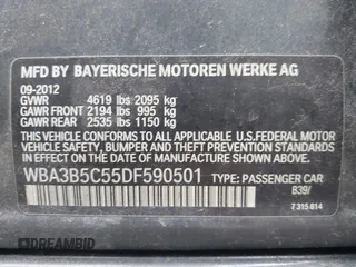 2013 BMW 3 Series 328i xDrive z VIN WBA3B5C55DF590501, wystawiony jako IAAI lot #42743471 z przebiegiem 72 388 mil mil oraz . Historia ofert i sprzedaży dostępna na DreamBid. Obrazek 9.