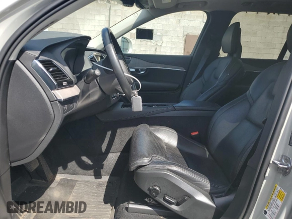 2021 Volvo XC90 Inscription with VIN YV4A22PL1M1741412, listed as a Copart auction lot 68426924 with 38,189 mi miles and Salvage Title. Bid and sale history available at DreamBid. Image 7.