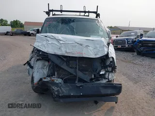 2020 Chevrolet City Express Cargo z VIN 1GCZGGFG4L1249514, wystawiony jako IAAI lot #42252241 z przebiegiem 50 mil mil oraz . Historia ofert i sprzedaży dostępna na DreamBid. Obrazek 6.
