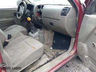 2004 Chevrolet Colorado LS Z85 with VIN 1GCCS198648176029, listed as a IAAI auction lot 41269418 with 198,985 mi miles. Bid and sale history available at carsss.com. Image 5.
