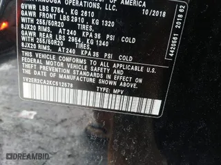 2019 Volkswagen Atlas 3.6L V6 SEL with VIN 1V2ER2CA2KC512578, listed as a IAAI auction lot 41265733 with 110,977 mi miles. Bid and sale history available at carsss.com. Image 9.