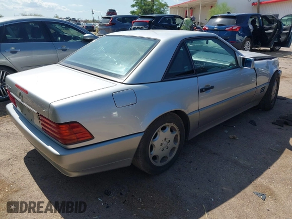 1994 Mercedes-Benz SL 5.0L with VIN WDBFA67E7RF099016, listed as a IAAI auction lot 42408198 with 174,574 mi miles and . Bid and sale history available at DreamBid. Image 4.