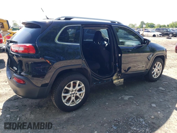 2015 Jeep Cherokee Latitude с VIN 1C4PJMCS9FW667848, выставлен на аукционе Copart как лот 58042765 с пробегом 153 129 миль миль и Списание • Salvage title. История ставок и продаж доступна на DreamBid. Изображение 3.