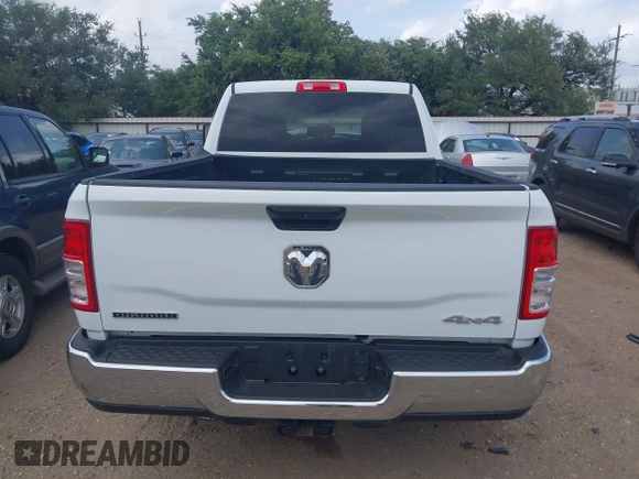 2024 Ram 2500 Big Horn with VIN 3C6UR5DL8RG266424, listed as a IAAI auction lot 42158248 with 20,422 mi miles. Bid and sale history available at carsss.com. Image 17.