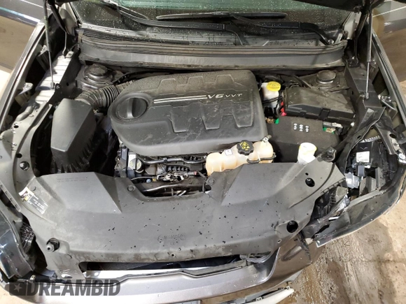 2021 Jeep Cherokee Limited z VIN 1C4PJMDXXMD135592, wystawiony jako Copart lot #58718975 z przebiegiem 53 037 mil mil oraz Szkoda całkowita • Salvage title. Historia ofert i sprzedaży dostępna na DreamBid. Obrazek 12.