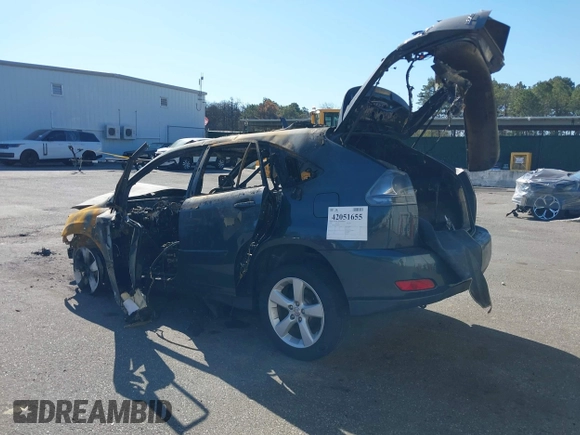 2005 Lexus RX 330 with VIN 2T2HA31U25C069039, listed as a IAAI auction lot 42051655 with 142,000 mi miles. Bid and sale history available at carsss.com. Image 3.