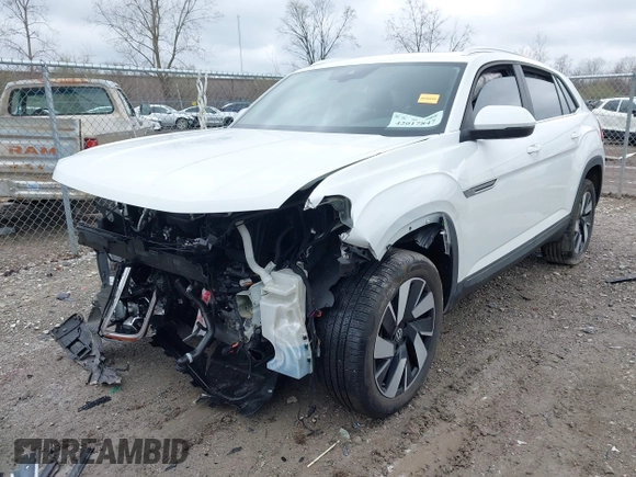 2024 Volkswagen Atlas SE with VIN 1V2KE2CA3RC235187, listed as a IAAI auction lot 42017847 with 12,575 mi miles and . Bid and sale history available at DreamBid. Image 18.