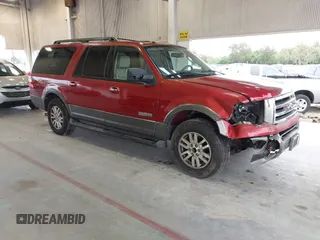 2007 Ford Expedition EL XLT with VIN 1FMFK15577LA81842, listed as a IAAI auction lot 41389458 with 221,603 mi miles. Bid and sale history available at carsss.com. Image 1.