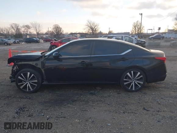 2020 Nissan Altima SR with VIN 1N4BL4CV0LC160760, listed as a IAAI auction lot 41108442 with 71,578 mi miles and . Bid and sale history available at carsss.com. Image 15.
