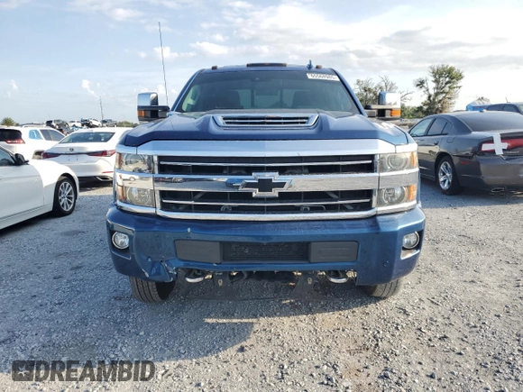 2018 Chevrolet Silverado 3500HD High Country with VIN 1GC4K1EY6JF115376, listed as a Copart auction lot 65568985 with 229,538 mi miles and Non repairable. Bid and sale history available at DreamBid. Image 5.