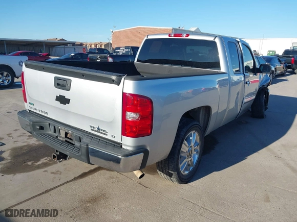 2012 Chevrolet Silverado 1500 LT with VIN 1GCRCSE06CZ249924, listed as a IAAI auction lot 41665113 with 118,830 mi miles. Bid and sale history available at carsss.com. Image 4.
