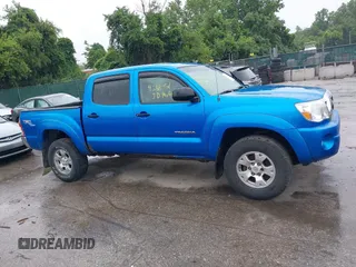 2007 Toyota Tacoma with VIN 3TMLU42N77M010825, listed as a IAAI auction lot 42681151 with 295,160 mi miles and . Bid and sale history available at DreamBid. Image 13.