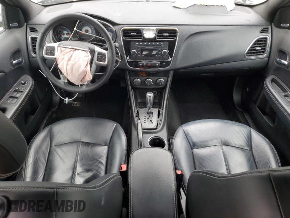 2013 Chrysler 200 Limited with VIN 1C3CCBCG3DN627569, listed as a Copart auction lot 49875895 with 84,473 mi miles and Clean Title. Bid and sale history available at carsss.com. Image 8.