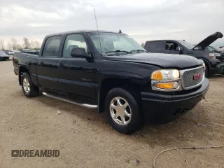 2006 GMC Sierra Denali z VIN 2GTEK63N561158633, wystawiony jako Copart lot #54572255 z przebiegiem 181 631 mil mil oraz Szkody całkowita. Historia ofert i sprzedaży dostępna na DreamBid. Obrazek 4.