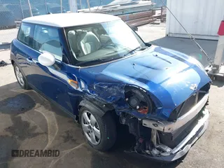 2014 MINI Hardtop with VIN WMWXM5C56ET933301, listed as a IAAI auction lot 42386454 with 80,522 mi miles and . Bid and sale history available at DreamBid. Image 1.