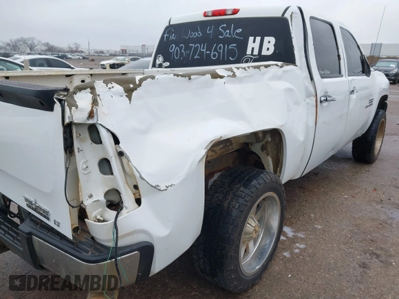 2011 Chevrolet Silverado 1500 LT with VIN 3GCPCSE09BG381453, listed as a IAAI auction lot 41556513 with 200,770 mi miles and . Bid and sale history available at DreamBid. Image 6.