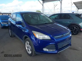 2016 Ford Escape SE with VIN 1FMCU9GX2GUC89275, listed as a IAAI auction lot 41937354 with 140,362 mi miles. Bid and sale history available at carsss.com. Image 1.