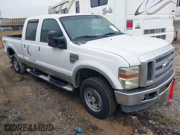 2010 Ford Super Duty F-250 SRW XL with VIN 1FTSW2BR5AEA13152, listed as a IAAI auction lot 41491929 with 310,807 mi miles. Bid and sale history available at carsss.com. Image 1.