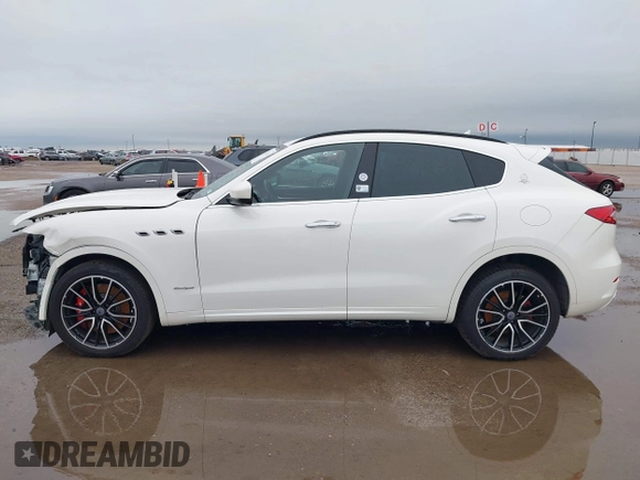 2018 Maserati Levante S GranSport z VIN ZN661YUS5JX301985, wystawiony jako IAAI lot #42180610 z przebiegiem 61 795 mil mil oraz . Historia ofert i sprzedaży dostępna na DreamBid. Obrazek 15.