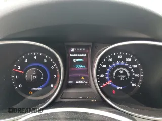2016 Hyundai Santa Fe z VIN 5XYZU3LB6GG351980, wystawiony jako Copart lot #55326225 z przebiegiem 60 007 mil mil oraz Szkoda całkowita • Salvage title. Historia ofert i sprzedaży dostępna na DreamBid. Obrazek 9.