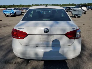 2015 Volkswagen Passat S with VIN 1VWAT7A30FC074164, listed as a Copart auction lot 65852795 with 84,384 mi miles and Salvage title. Bid and sale history available at DreamBid. Image 6.