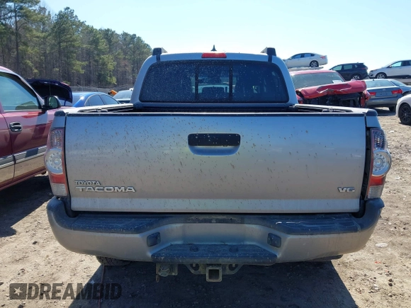 2015 Toyota Tacoma with VIN 5TFLU4EN7FX118530, listed as a IAAI auction lot 41638608 with 116,143 mi miles and . Bid and sale history available at DreamBid. Image 16.