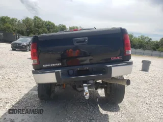 2011 GMC Sierra 2500HD SLE z VIN 1GT120C88BF155136, wystawiony jako Copart lot #68786234 z przebiegiem Nie podano mil oraz Szkoda całkowita • Salvage title. Historia ofert i sprzedaży dostępna na DreamBid. Obrazek 6.
