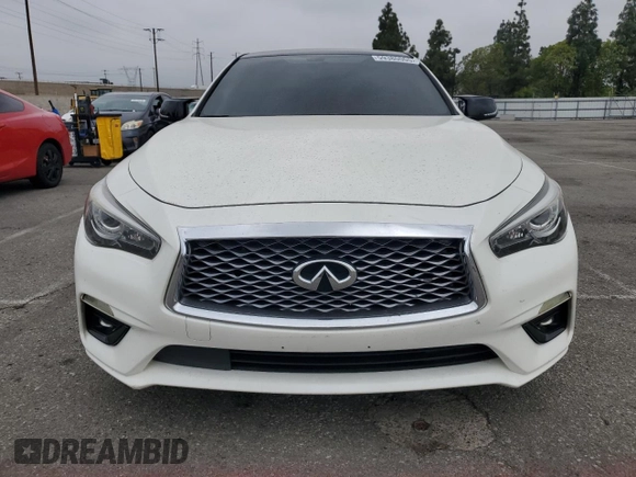2020 Infiniti Q50 Luxe with VIN JN1EV7AP3LM203721, listed as a Copart auction lot 59380005 with 104,217 mi miles and Salvage title. Bid and sale history available at DreamBid. Image 5.