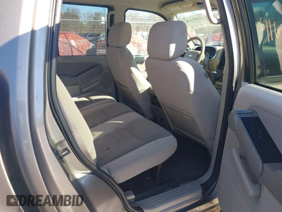 2007 Ford Explorer Sport Trac XLT z VIN 1FMEU51837UA07132, wystawiony jako IAAI lot #41681958 z przebiegiem 146 716 mil mil oraz . Historia ofert i sprzedaży dostępna na DreamBid. Obrazek 8.