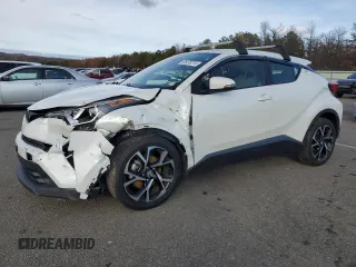 2019 Toyota C-HR XLE with VIN JTNKHMBXXK1040615, listed as a Copart auction lot 85478214 with 44,137 mi miles and Non Repairable. Bid and sale history available at DreamBid. Image 1.