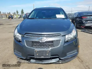 2013 Chevrolet Cruze LS with VIN 1G1PA5SG8D7222553, listed as a IAAI auction lot 41900523 with 127,852 mi miles. Bid and sale history available at carsss.com. Image 12.