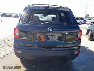 2020 Honda Passport EX-L with VIN 5FNYF7H57LB003848, listed as a Copart auction lot 72998082 with 31,964 mi miles. Bid and sale history available at carsss.com. Image 6.