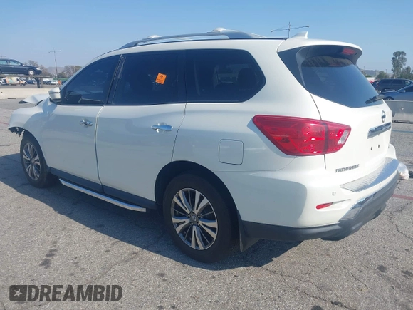 2019 Nissan Pathfinder S with VIN 5N1DR2MNXKC640870, listed as a IAAI auction lot 41490215 with 82,823 mi miles and . Bid and sale history available at DreamBid. Image 3.