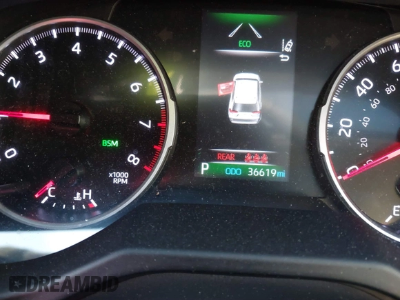 2021 Toyota RAV4 XLE Premium z VIN 2T3A1RFV2MW217009, wystawiony jako IAAI lot #41526066 z przebiegiem 36 619 mil mil oraz . Historia ofert i sprzedaży dostępna na DreamBid. Obrazek 15.
