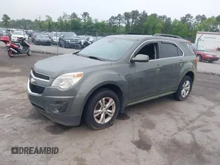 2012 Chevrolet Equinox 1LT z VIN 2GNALDEK6C6306202, wystawiony jako IAAI lot #42195905 z przebiegiem 151 139 mil mil oraz . Historia ofert i sprzedaży dostępna na DreamBid. Obrazek 2.
