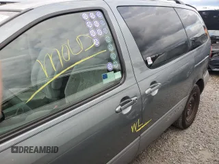 2000 Toyota Sienna LE with VIN 4T3ZF13C6YU258905, listed as a Copart auction lot 74745744 with 0 mi miles and Salvage Title. Bid and sale history available at carsss.com. Image 13.
