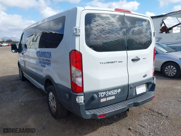 2016 Ford Transit Wagon XL with VIN 1FBZX2ZM5GKB32047, listed as a IAAI auction lot 41710159 with 321,489 mi miles. Bid and sale history available at carsss.com. Image 3.