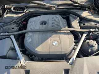 2023 BMW 7 Series 740i z VIN WBA23EH00PCM30022, wystawiony jako Copart lot #57565424 z przebiegiem 5 985 mil mil oraz . Historia ofert i sprzedaży dostępna na DreamBid. Obrazek 7.