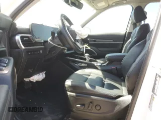 2025 Kia Telluride S z VIN 5XYP64GC9SG579930, wystawiony jako Copart lot #49568975 z przebiegiem 4 438 mil mil oraz Szkoda całkowita • Salvage title. Historia ofert i sprzedaży dostępna na DreamBid. Obrazek 7.