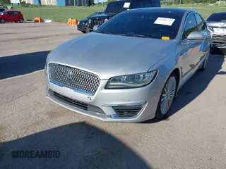2017 Lincoln MKZ Reserve с VIN 3LN6L5FCXHR614934, выставлен на аукционе IAAI как лот 42301724 с пробегом 88 616 миль миль и . История ставок и продаж доступна на DreamBid. Изображение 18.