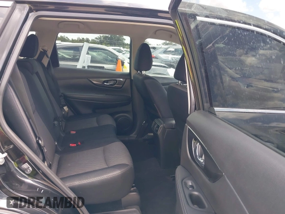 2017 Nissan Rogue SL with VIN JN8AT2MTXHW386872, listed as a IAAI auction lot 42466845 with 98,338 mi miles and . Bid and sale history available at DreamBid. Image 8.