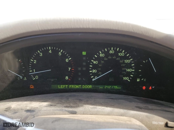 1998 Lexus LS 400 Luxury Sdn with VIN JT8BH28FXW0120238, listed as a Copart auction lot 46925935 with 242,179 mi miles and Salvage Title. Bid and sale history available at carsss.com. Image 9.