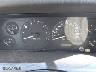 2002 Jeep Grand Cherokee Laredo with VIN 1J4GW48N42C188117, listed as a IAAI auction lot 41794232 with 1 mi miles. Bid and sale history available at carsss.com. Image 7.